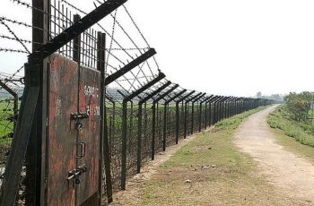 নওগাঁর সাপাহার সীমান্তে ৯ জনকে পুশ ইন চেষ্টা, বিজিবির সফল প্রতিরোধ