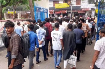 বরিশাল বিএম কলেজে শিক্ষার্থী মারধরের ঘটনায় উত্তেজনা