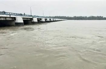 লালমনিরহাটে তিস্তার পানি বিপৎসীমার নিচে, বন্যার শঙ্কা