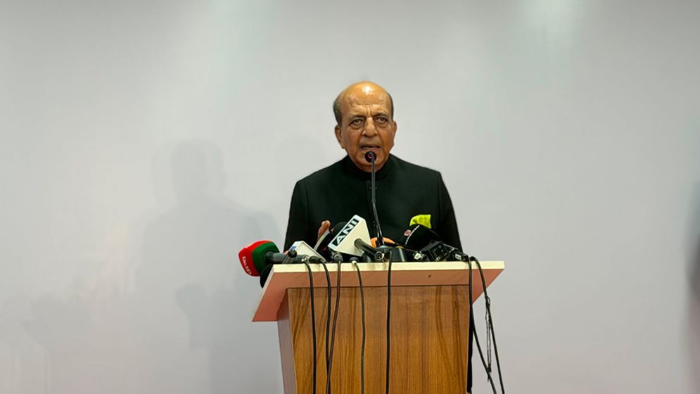 বাংলাদেশিদের জন্য ভারতের ট্যুরিস্ট ভিসা ২ বছর পর চালু