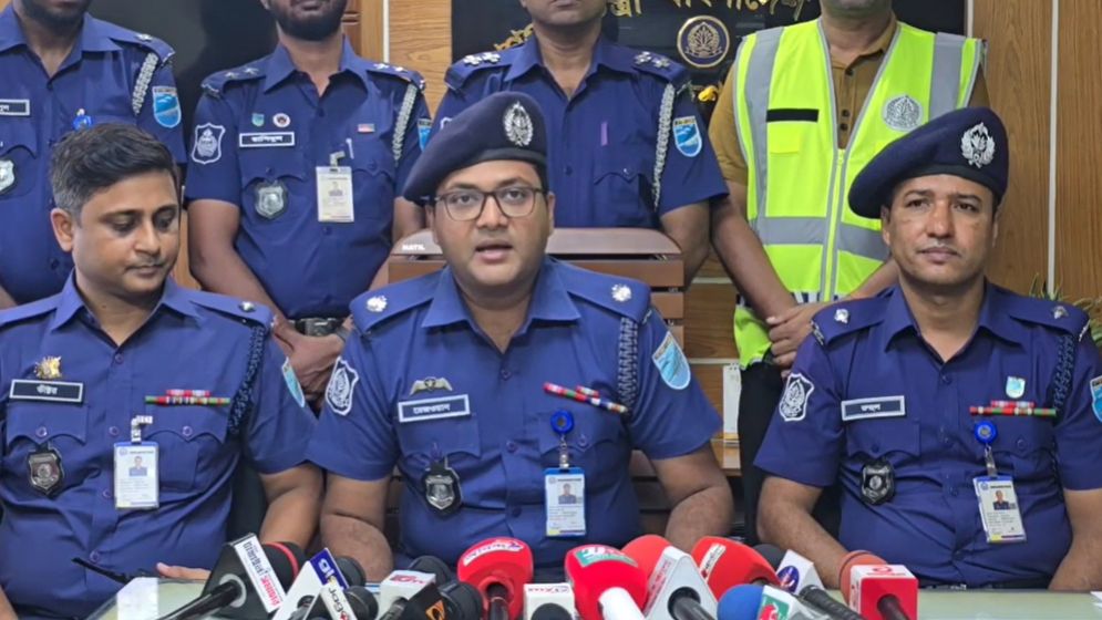 টাঙ্গাইলে গৃহবধূ হত্যায় দুই আসামি গ্রেফতার