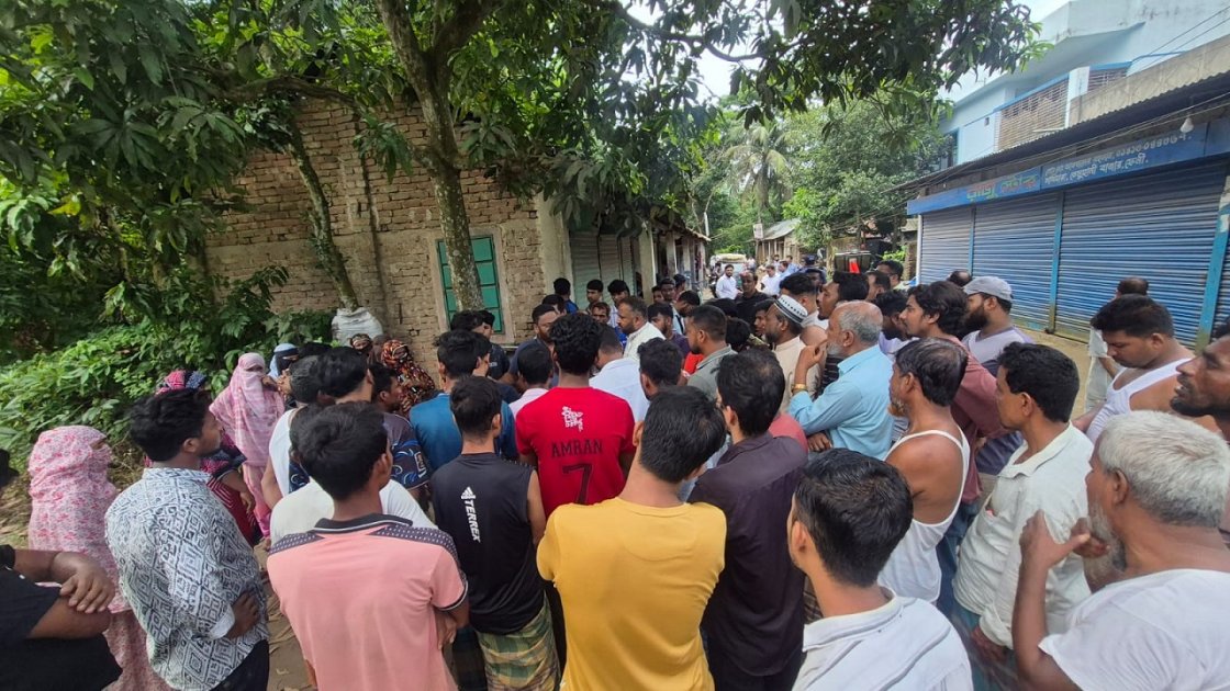 ফেনীতে আদালতের রায় কার্যকর করতে বাধা, প্রভাবশালীদের অভিযোগ