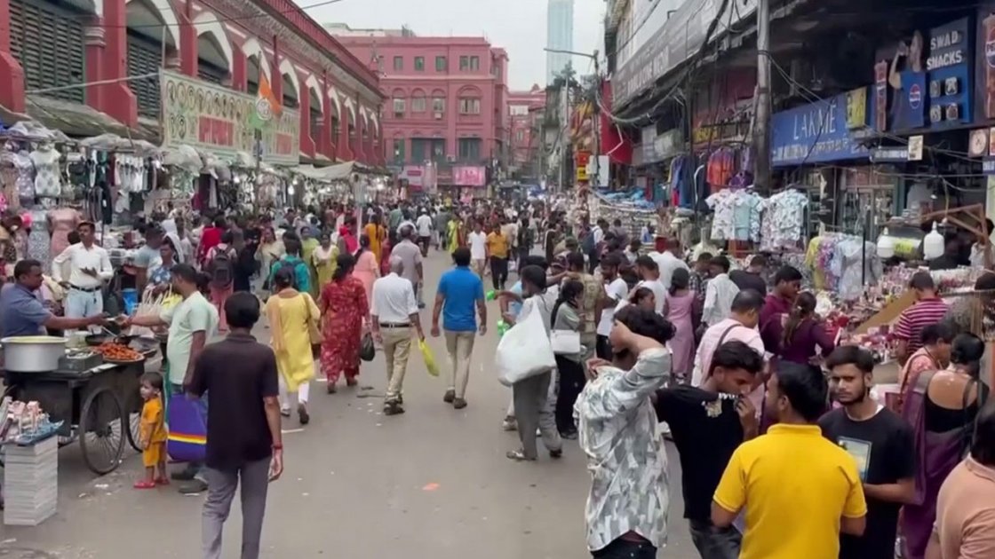 ভারতে বাংলাদেশিদের জন্য ভিসা চালু: কলকাতার ব্যবসায়ীদের প্রতিক্রিয়া