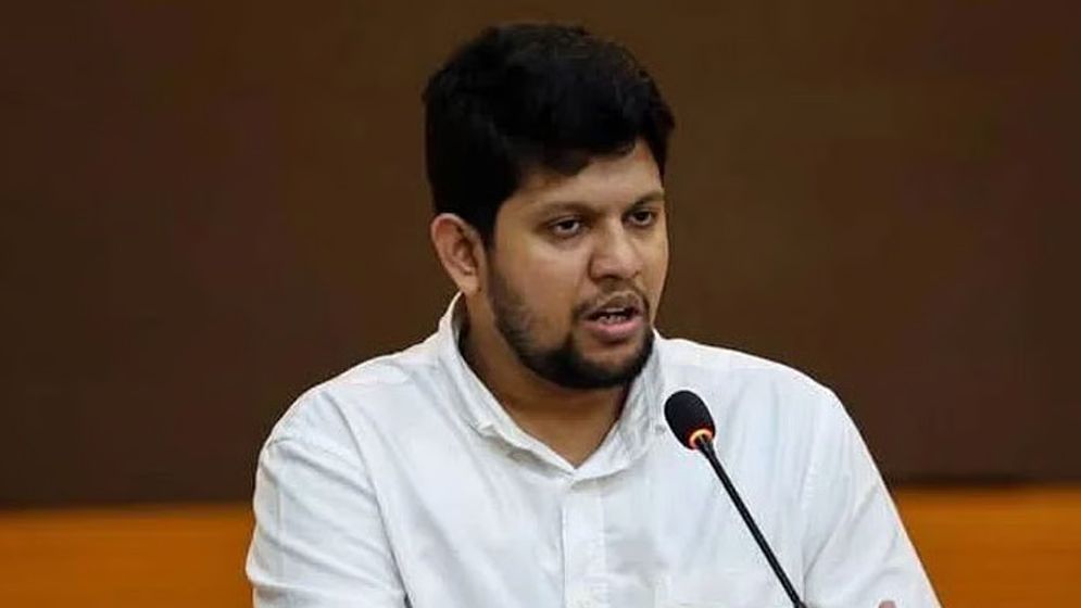 ঢাকা বিশ্ববিদ্যালয়ে অনার্স প্রোগ্রাম বন্ধের প্রস্তাব মাহফুজ আলমের