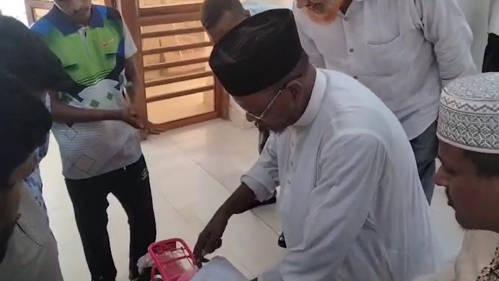 ঝিনাইদহে জামায়াত নেতার স্বজনপ্রীতির অভিযোগ, বাইসাইকেল ফেরত