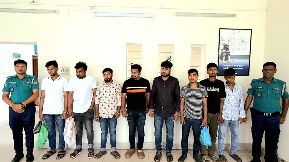 টঙ্গীতে চাঁদা দাবির ঘটনায় ১১ জন গ্রেফতার