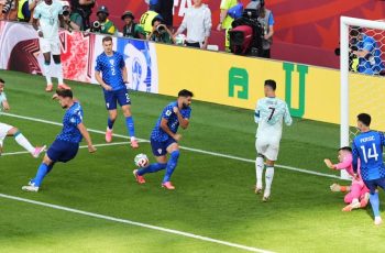 ফিফা বিশ্বকাপে গোলশূন্য সমতায় শেষ পর্তুগাল-ক্রোয়েশিয়ার প্রথমার্ধ
