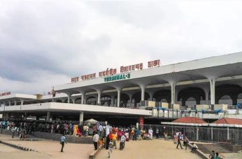 শাহজালাল বিমানবন্দরে অভিযান: ৮২ জন আটক