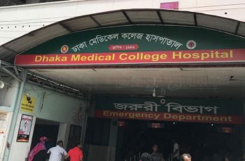 নারায়ণগঞ্জে রোলার মেশিনের চাপায় শ্রমিকের মৃত্যু