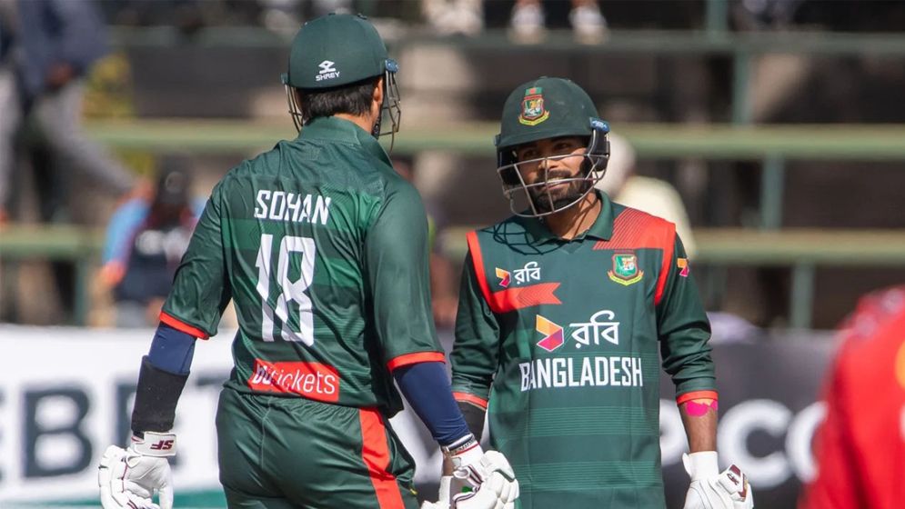 বাংলাদেশের অবিশ্বাস্য হার, ১৪২ রান তাড়ায় অলআউট ১১৬ রানে