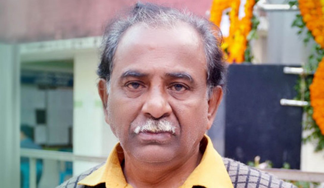 এফ আই মানিক সড়ক দুর্ঘটনায় গুরুতর আহত
