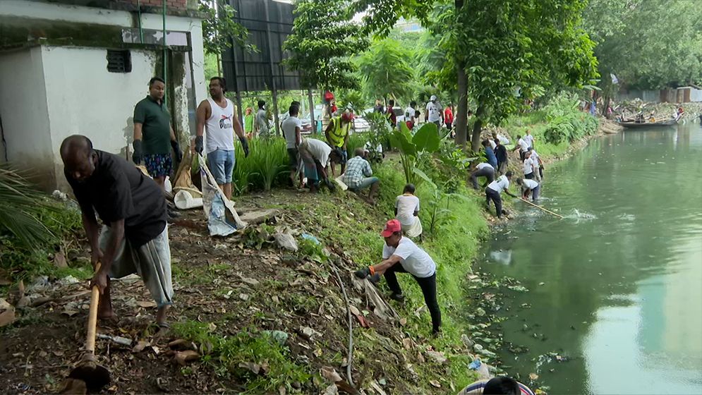 ঢাকায় বিএনপির পরিচ্ছন্নতা অভিযান, প্রধানমন্ত্রী নির্দেশনা