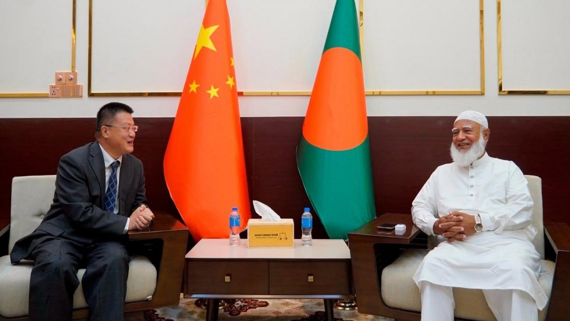 ডা. শফিকুর রহমানের সঙ্গে চীনের রাষ্ট্রদূতের বৈঠক