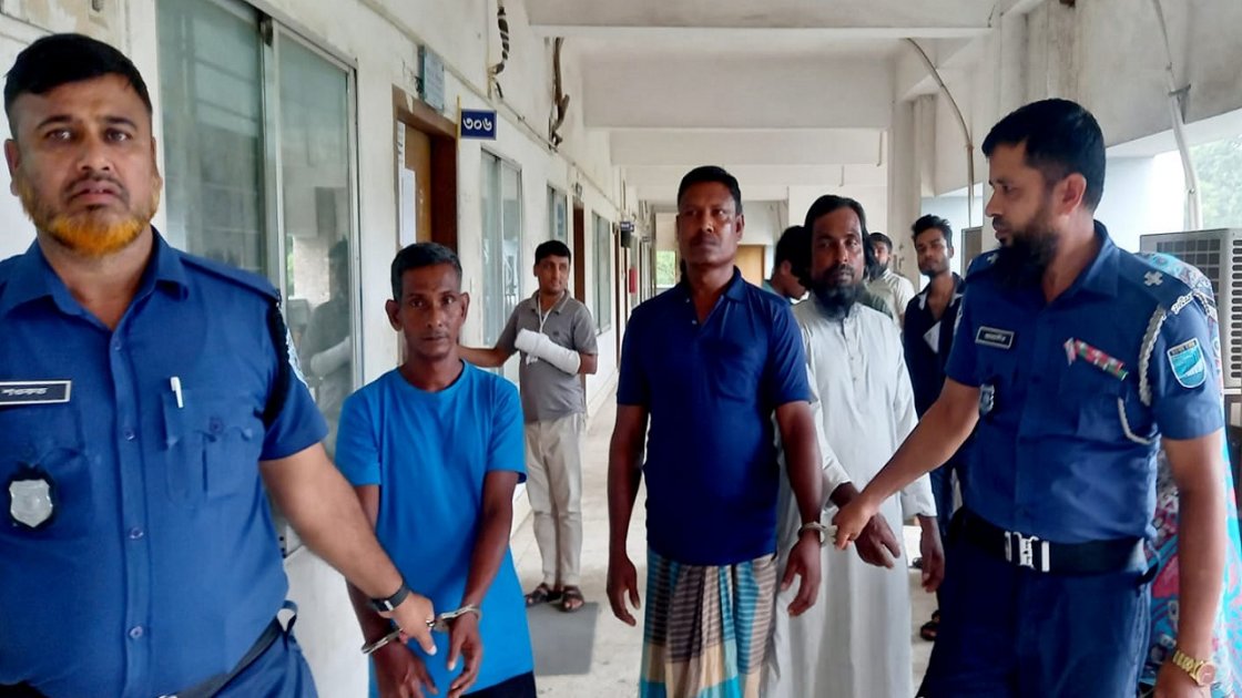 টাঙ্গাইলে নারীকে সংঘবদ্ধ ধর্ষণের ঘটনায় তিনজনের যাবজ্জীবন কারাদণ্ড