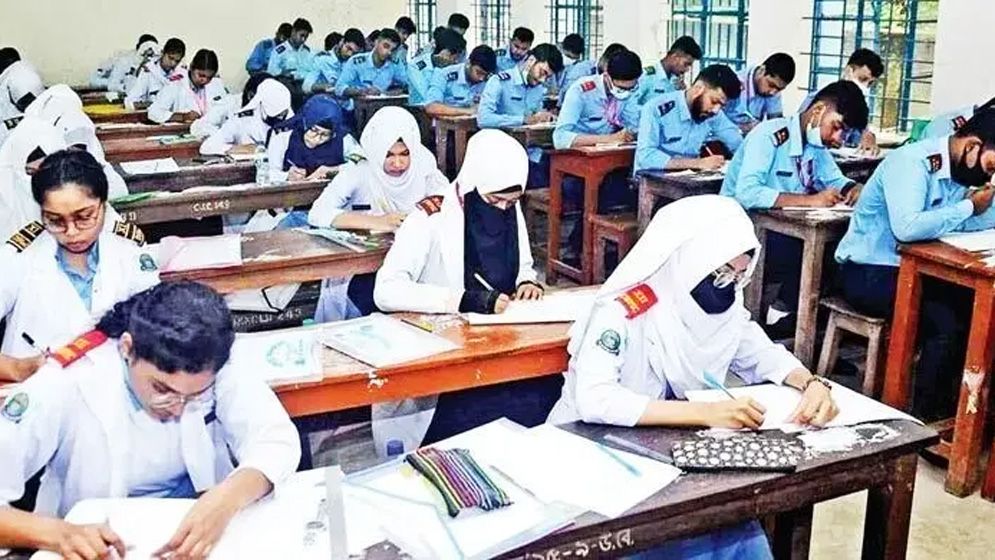 চট্টগ্রাম বোর্ডের এইচএসসি ও সমমানের পরীক্ষা স্থগিত