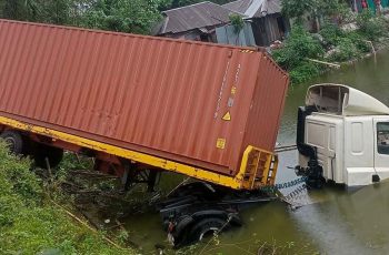 কুমিল্লায় সিএনজি অটোরিকশা দুর্ঘটনায় নিহত ২