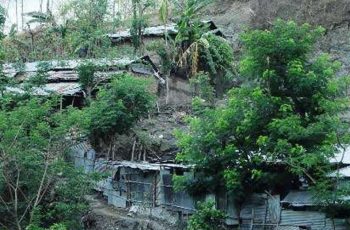 বান্দরবানে পাহাড়ধসে ৫ জনের প্রাণহানি