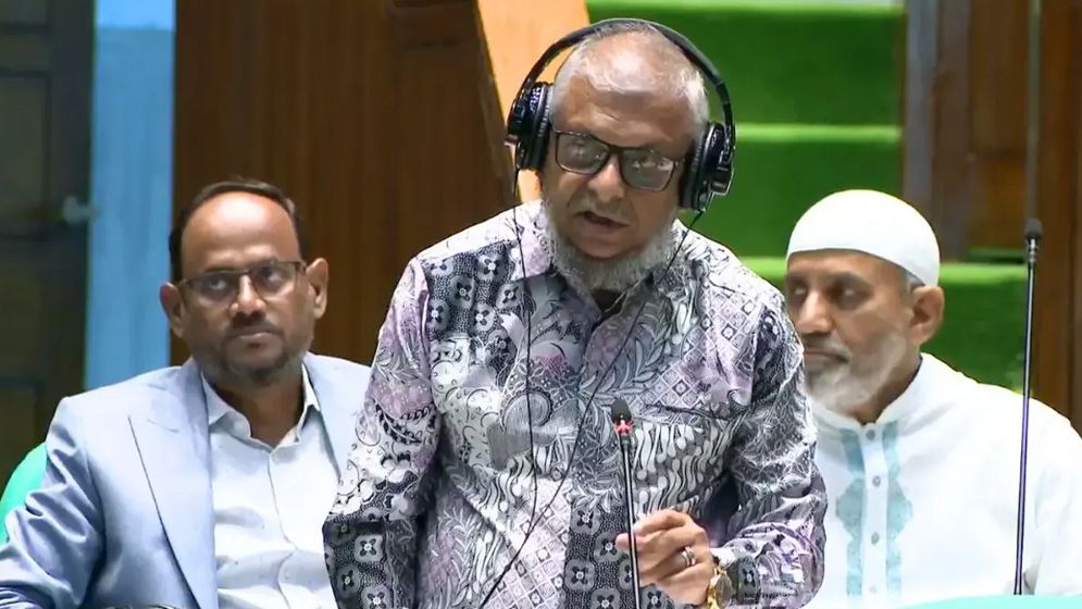 ৫ বছরে বিদেশে ১ কোটি দক্ষ কর্মী পাঠানোর পরিকল্পনা সরকারের