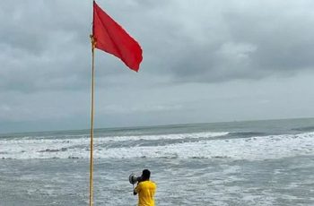 লঘুচাপ দুর্বল, সাগরে ঝড়ো হাওয়ার সতর্ক সংকেত বহাল