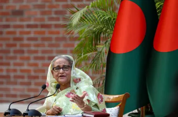 শেখ হাসিনার পরিকল্পনা ডিসেম্বরেই দেশে ফেরার