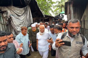 বিরোধীদলীয় নেতা ডা. শফিকুর রহমানের চট্টগ্রামের বন্যাপ্লাবিত এলাকা পরিদর্শন