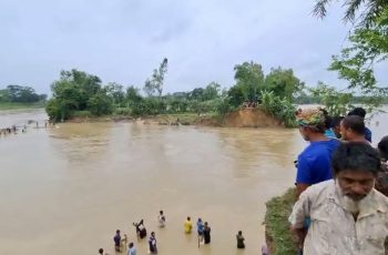হবিগঞ্জে বাঁধ ভাঙায় পানিবন্দি হাজারো মানুষ, ক্ষতির পরিমাণ ২০ কোটি টাকা