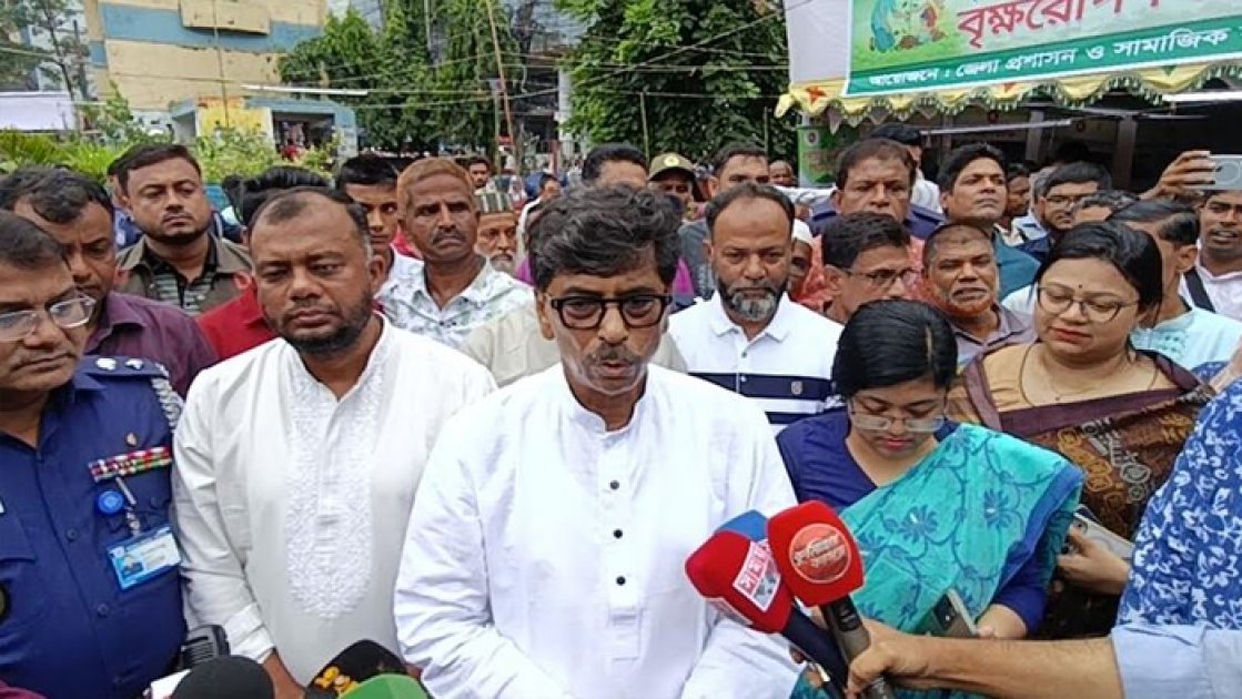 বন্যায় ক্ষতিগ্রস্ত কৃষকদের সহায়তা দিতে তালিকা তৈরি করছে সরকার