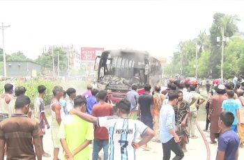রংপুরে বাস চাপায় শিক্ষকের মৃত্যু, বিক্ষোভে পুড়ল বাস