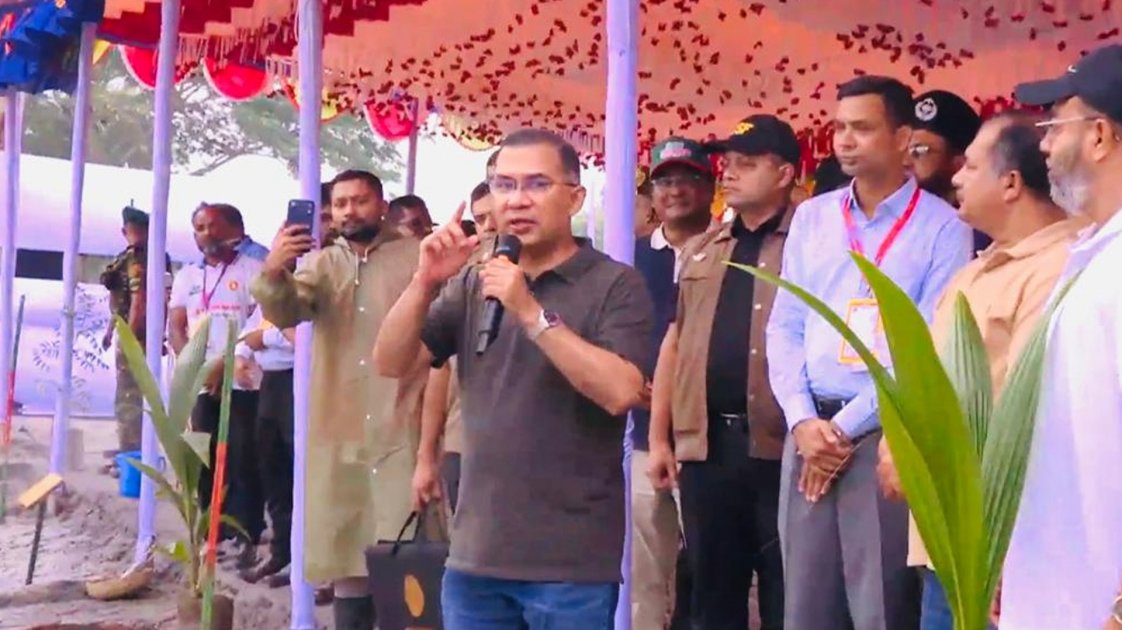 প্রধানমন্ত্রী তারেক রহমানের বৃক্ষরোপণ কর্মসূচিতে জনগণের সহযোগিতা আহ্বান