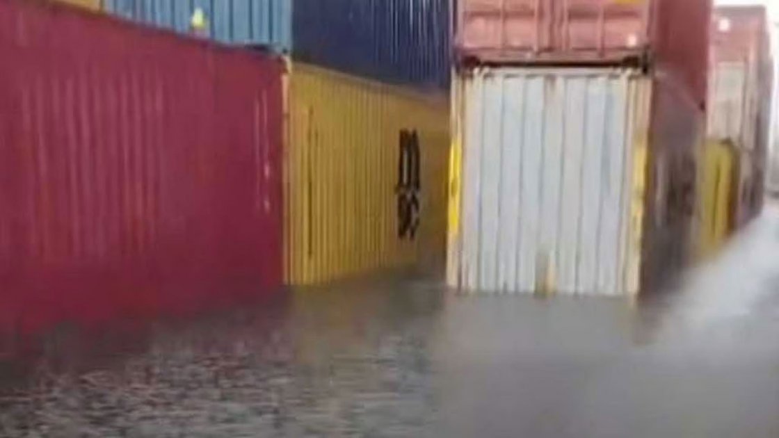 বন্যায় ক্ষতিগ্রস্ত ব্যবসায়ীদের জরুরি সহায়তার দাবি