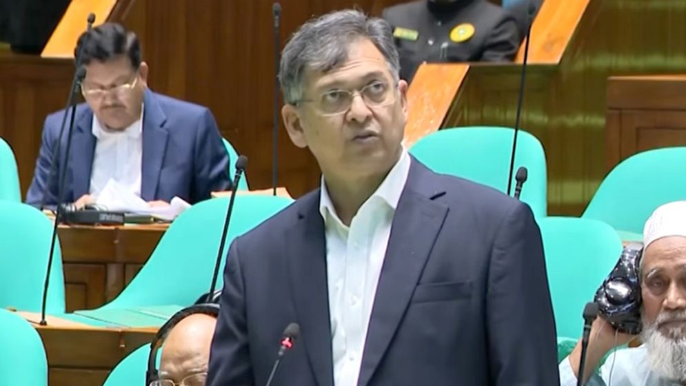 মডেল মসজিদের ভবনের মান নিয়ে তদন্তের নির্দেশ দিলেন স্বরাষ্ট্রমন্ত্রী