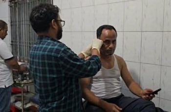 নরসিংদীতে বালু ব্যবসায়ীর ওপর বিএনপি নেতার হামলা