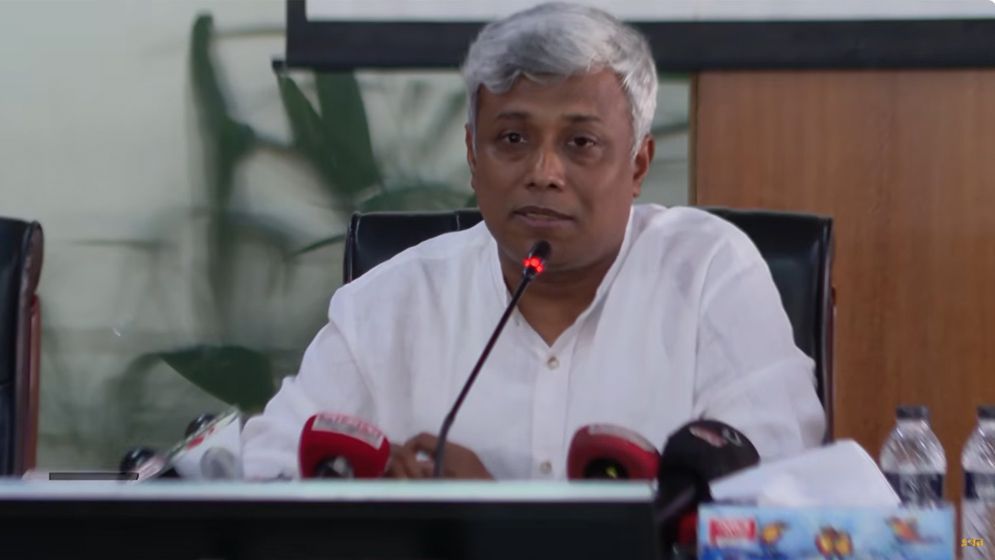 কক্সবাজারে বন্যাদুর্গত পরিবারগুলোর জন্য ত্রাণ সহায়তা প্রদান অব্যাহত