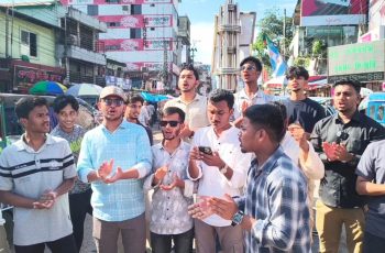 সুনামগঞ্জে শিক্ষামন্ত্রীর পদত্যাগের দাবিতে শিক্ষার্থীদের বিক্ষোভ