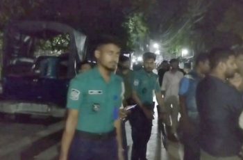 খুলনায় সাংবাদিকদের লক্ষ্য করে গুলি, আতঙ্কিত সাংবাদিক সমাজ