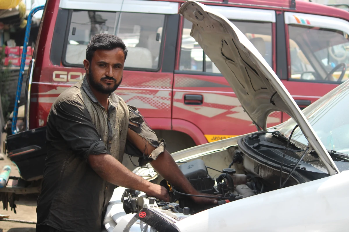 ভারতে ইথানলের দ্রুত ব্যবহার নিয়ে গাড়ির মালিকদের ক্ষোভ