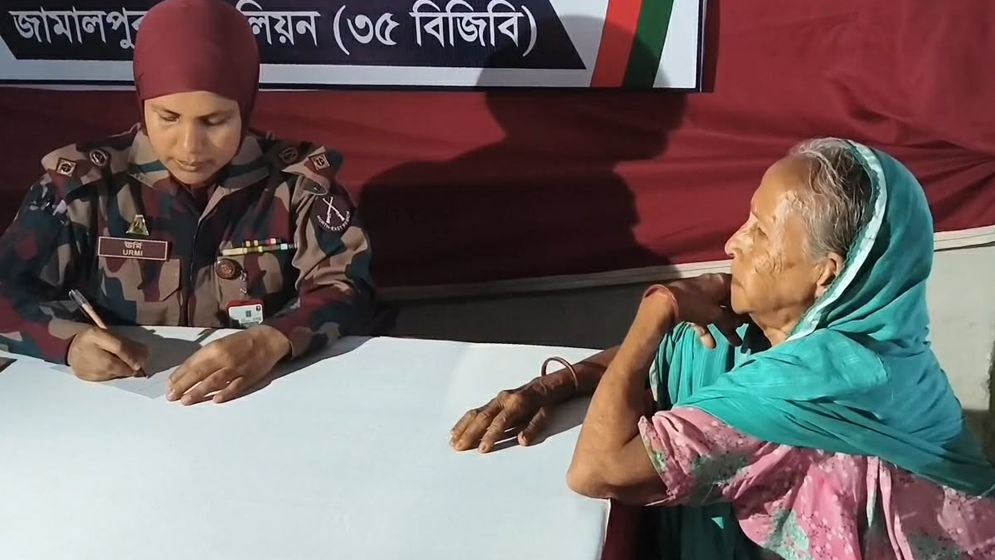 জামালপুরে বিজিবির ফ্রি মেডিকেল ক্যাম্পে ৫ শতাধিক মানুষের সেবা