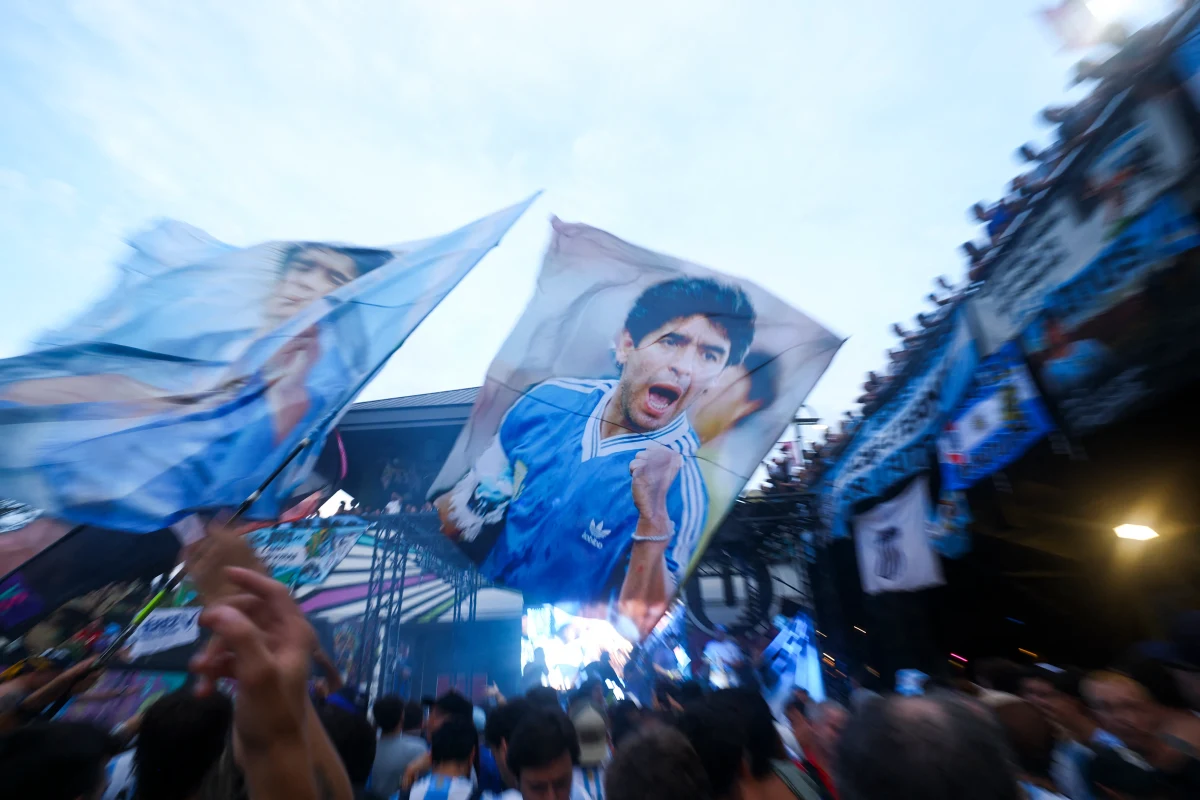 স্পেন ফাইনালে, ইংল্যান্ড-আর্জেন্টিনার সেমিফাইনাল অপেক্ষা