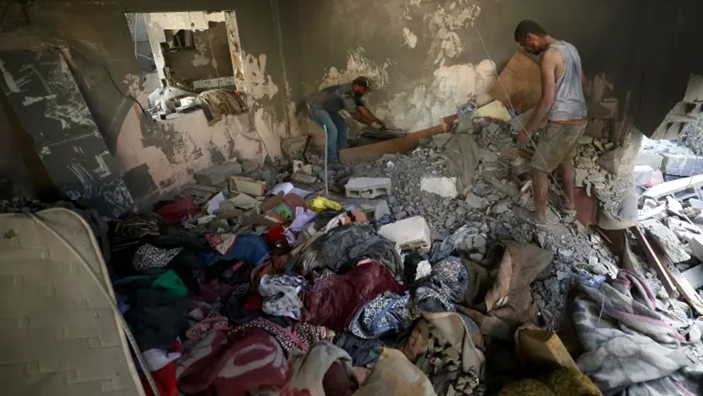 গাজার ইসরায়েলি হামলায় ১৪ জন নিহত, ৮ জন জানাজায়
