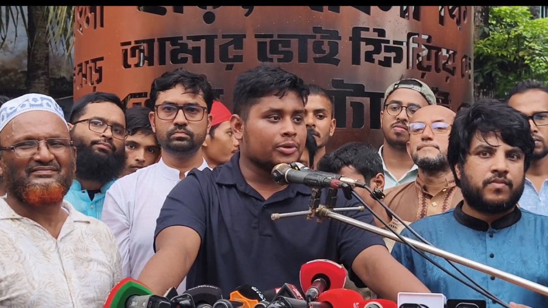 এনসিপির বক্তব্যের জবাবে মন্ত্রীদের ৪৫ মিনিট লাগছে: হাসনাত