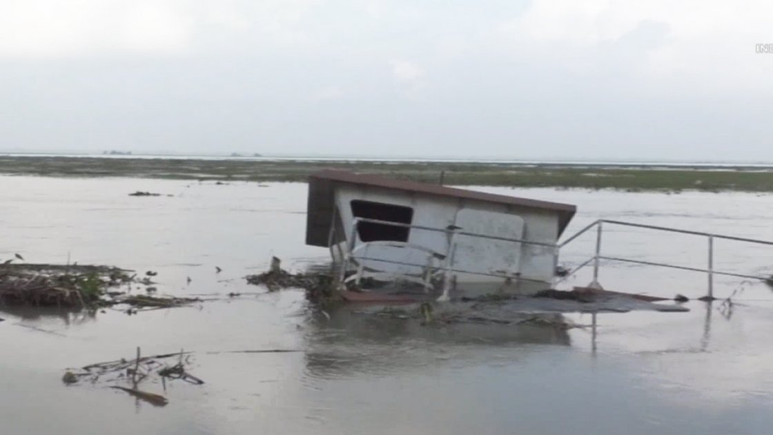 নীলফামারীতে কোটি টাকার রেসকিউ বোট অবহেলায় পড়ে আছে