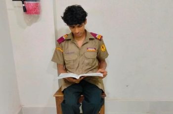 বাবার দাফনের পর চাকরিতে ফিরলেন এইচএসসি পরীক্ষার্থী ইসমাইল ইকন