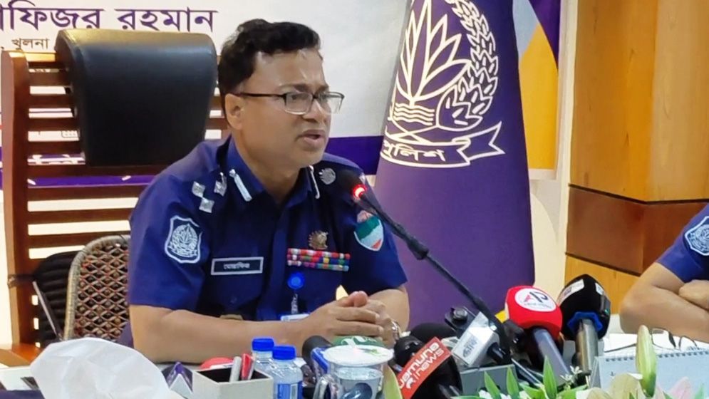 মাদক সংক্রান্ত অপরাধে পুলিশ সদস্যদের বিরুদ্ধে কঠোর ব্যবস্থা