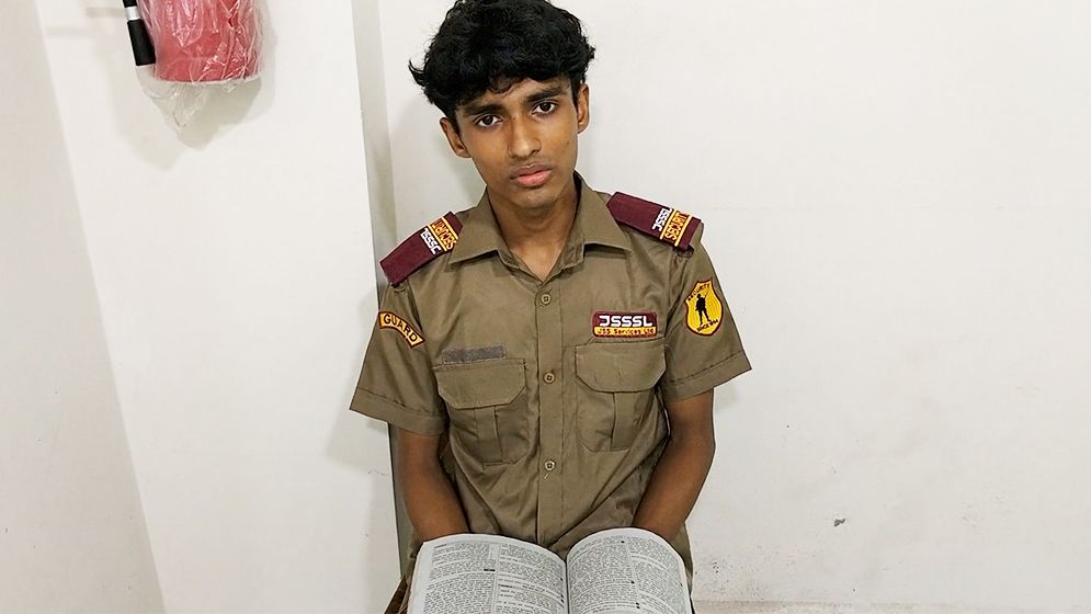 বাবার দাফন শেষে পরীক্ষায় অংশগ্রহণ, ইসমাইল ইকনের অনন্য উদাহরণ