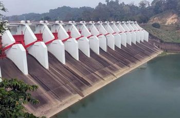 কাপ্তাই বাঁধের ১৬ জলকপাট ১০৭ ঘণ্টা পর বন্ধ