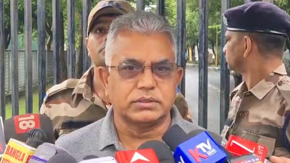 দিলীপ ঘোষ: আন্দোলনের নামে ভারতকে পাকিস্তান-বাংলাদেশ বানানোর চেষ্টা হচ্ছে