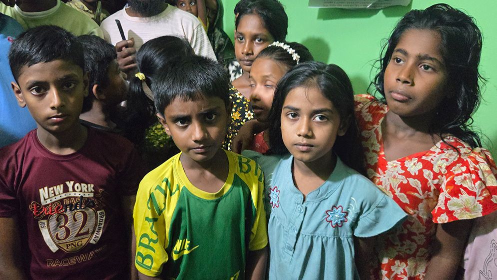 নওগাঁয় আর্জেন্টিনা নিয়ে ব্যঙ্গ করায় ১৭ শিক্ষার্থীকে মারধর