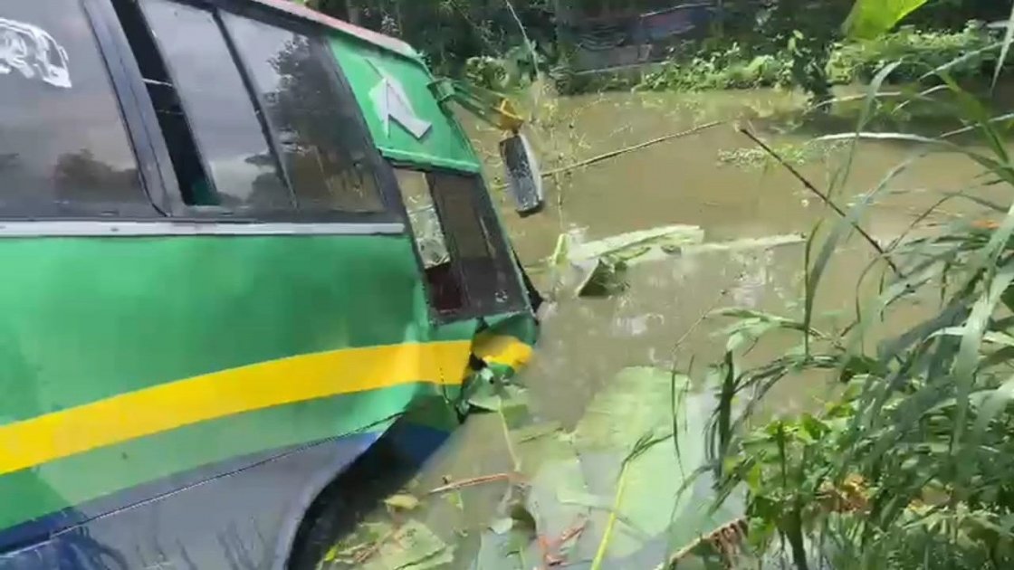 কিশোরগঞ্জে সড়ক দুর্ঘটনায় দুইজনের মৃত্যু