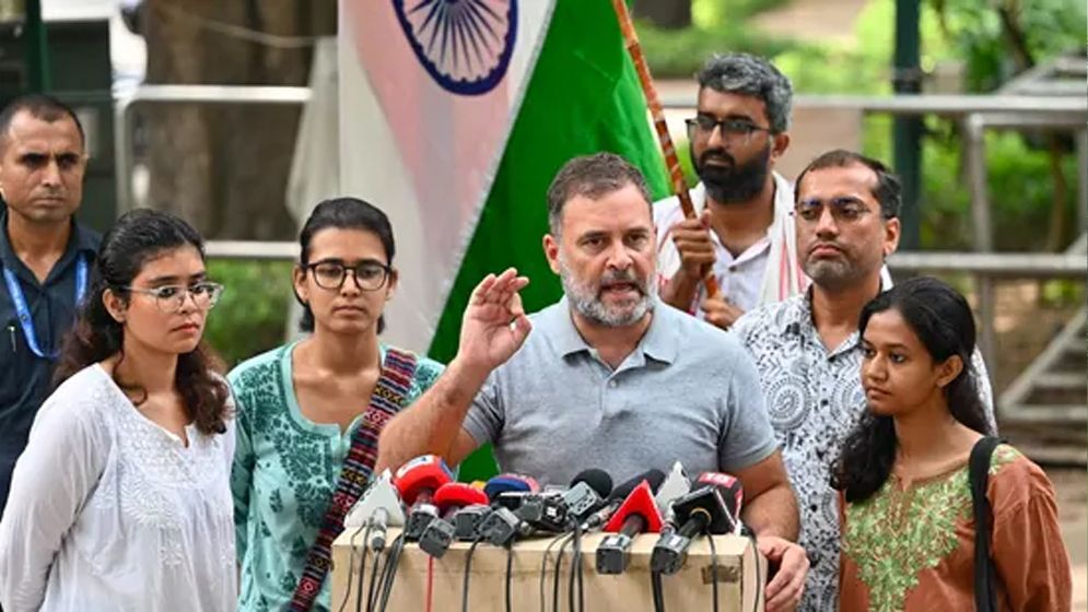 রাহুল গান্ধির দাবি, ধর্মেন্দ্র প্রধানকে বরখাস্ত করতে হবে