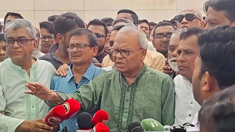 বিএনপির সর্বোচ্চ পর্যায়েই সিদ্ধান্ত হবে পরবর্তী রাষ্ট্রপতি কে হবে: রিজভী